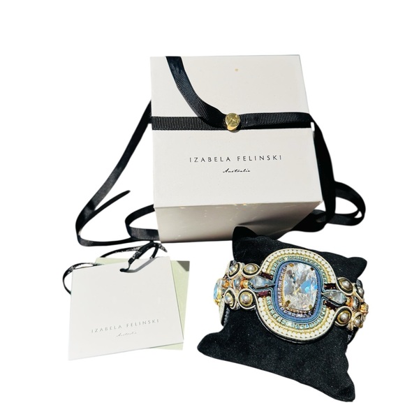 Izabela Felinski Jewelry - Izabela Felinski LAVENDER CRYSTAL BRACELET Silver and Gold Bracelet